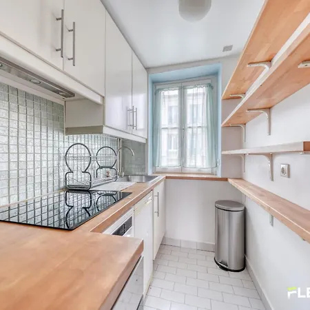 Village Charm In Alesia 2 Bedrooms * Paris