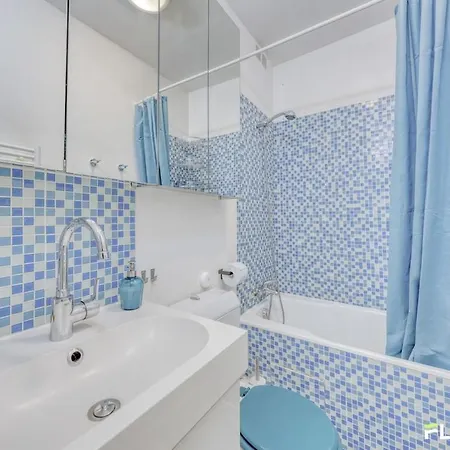 Apartment Immeuble Brezin *
